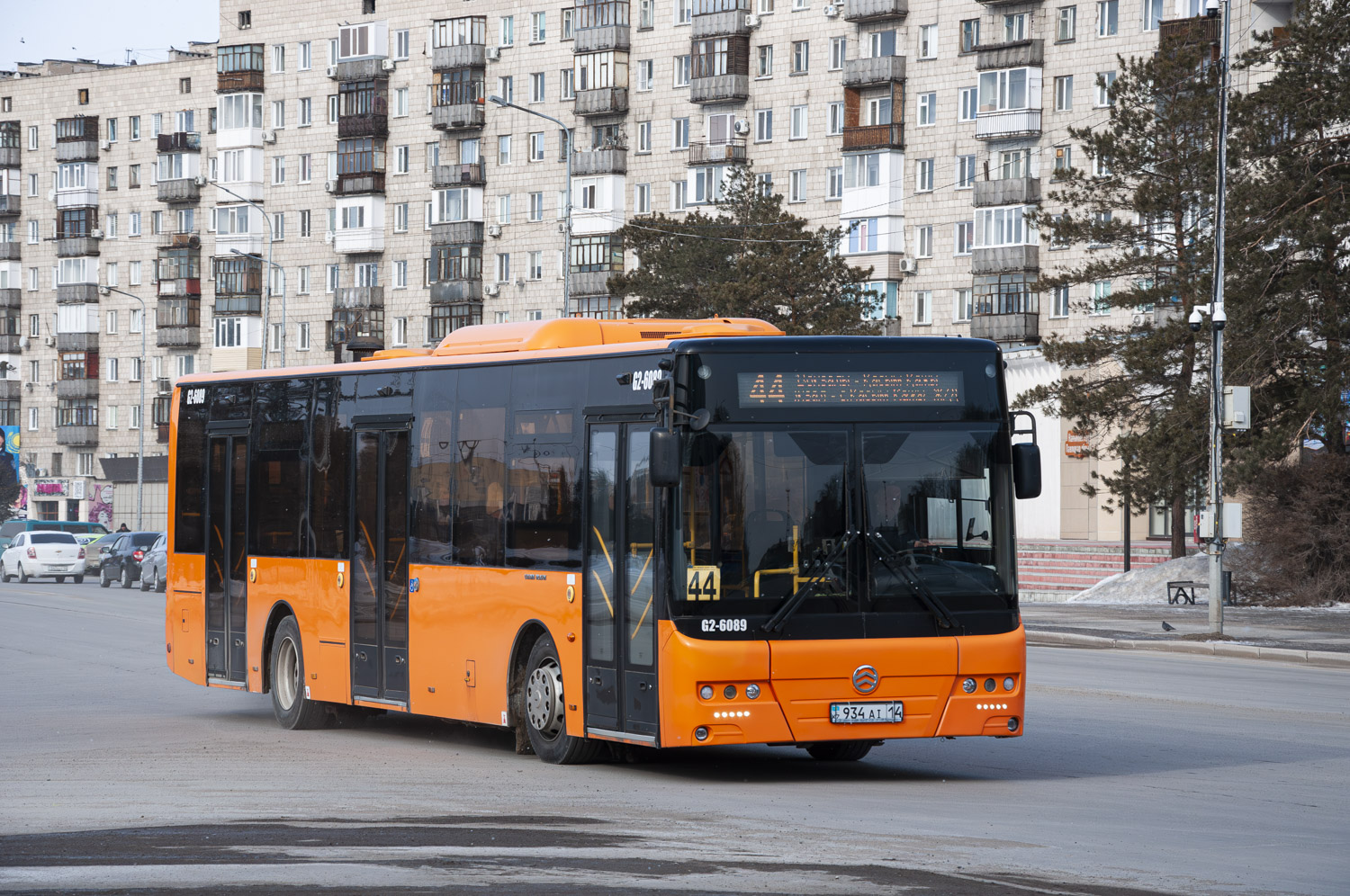 Pavlodar, Golden Dragon XML6125CR (Hyundai Trans Auto) # G2-6089