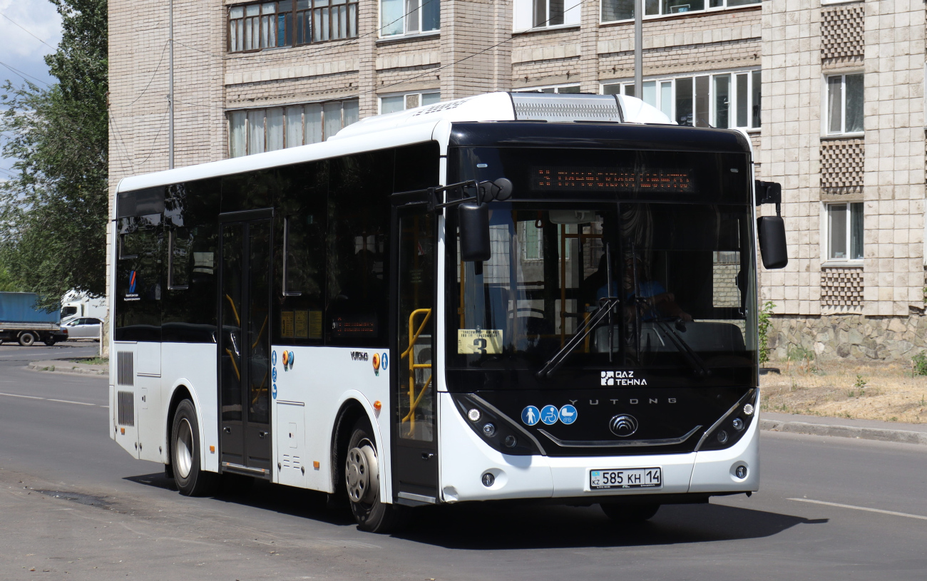 Pavlodar, Yutong ZK6890HGQ (QazTehna) # 585 KH 14