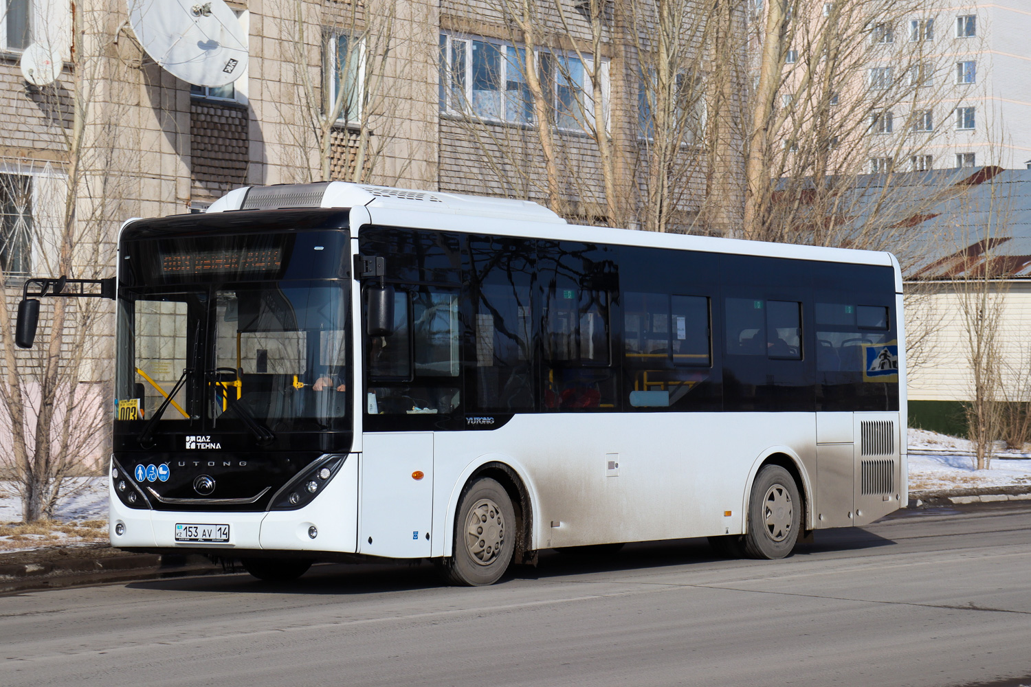 Pavlodar, Yutong ZK6890HGQ (QazTehna) # 153 AV 14
