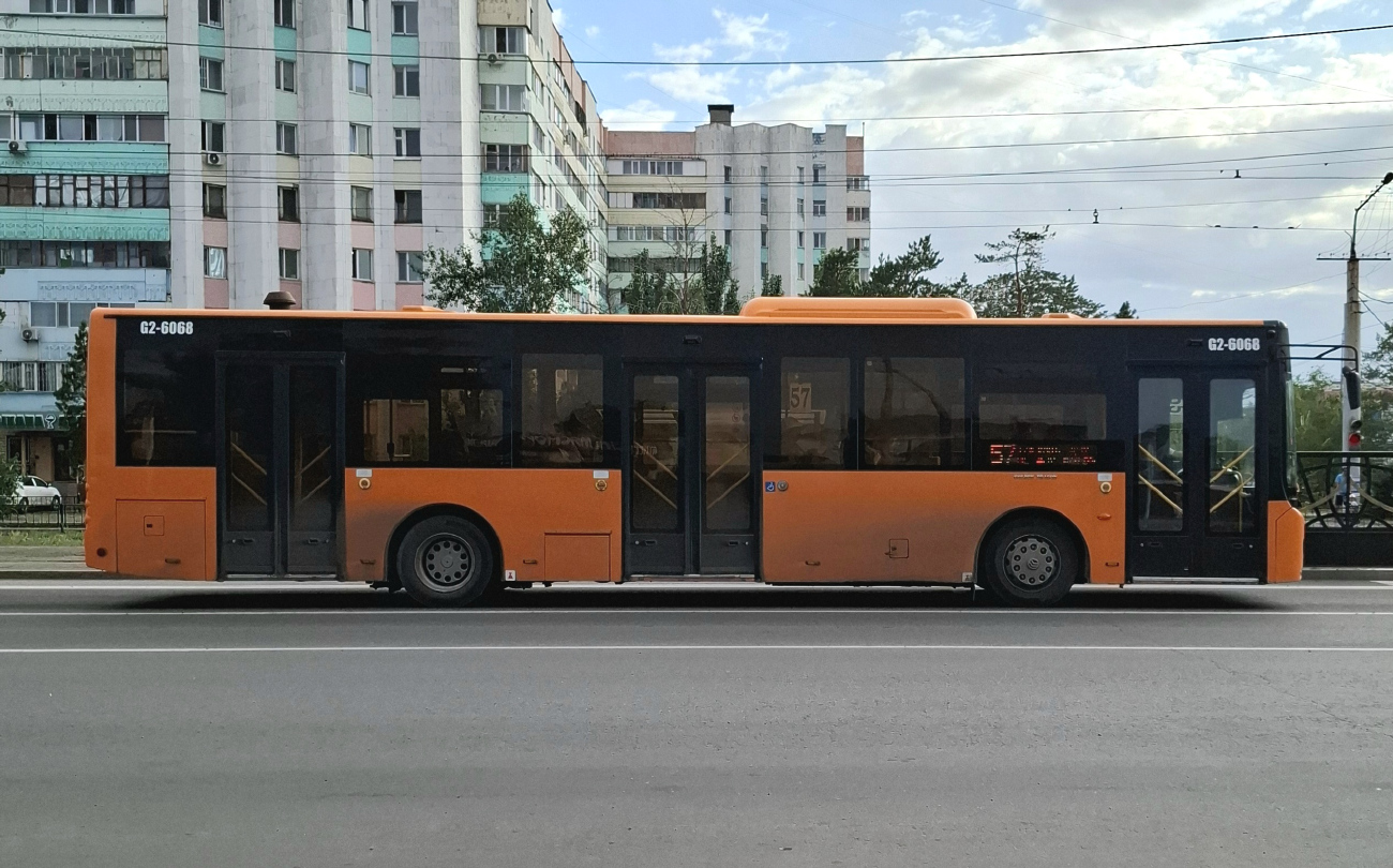 Pavlodar, Golden Dragon XML6125CR (Hyundai Trans Auto) # G2-6068