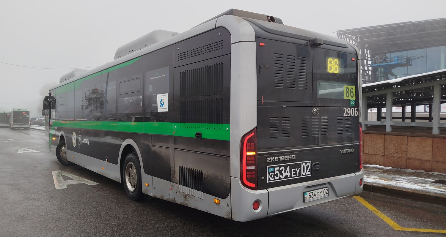 Almaty, Yutong ZK6126HG (QazTehna) No. 2906