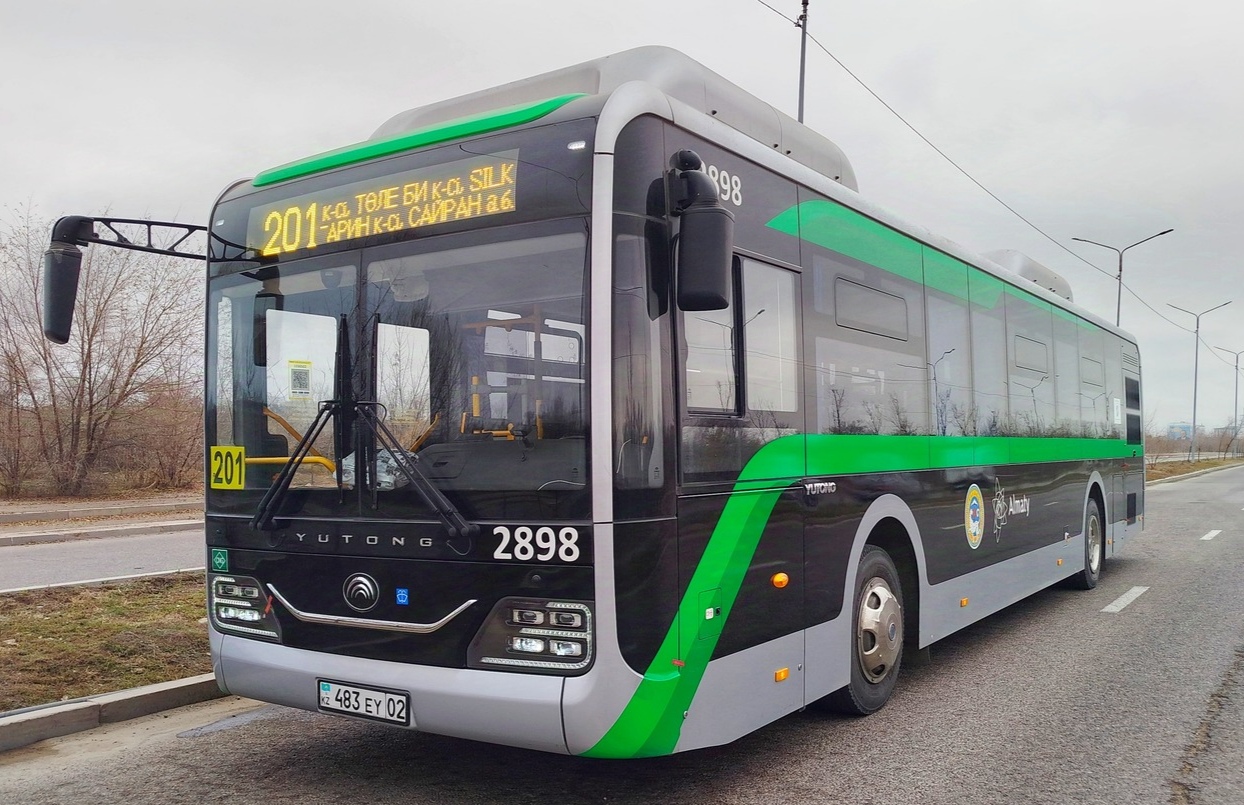 Almaty, Yutong ZK6126HG (QazTehna) # 2898