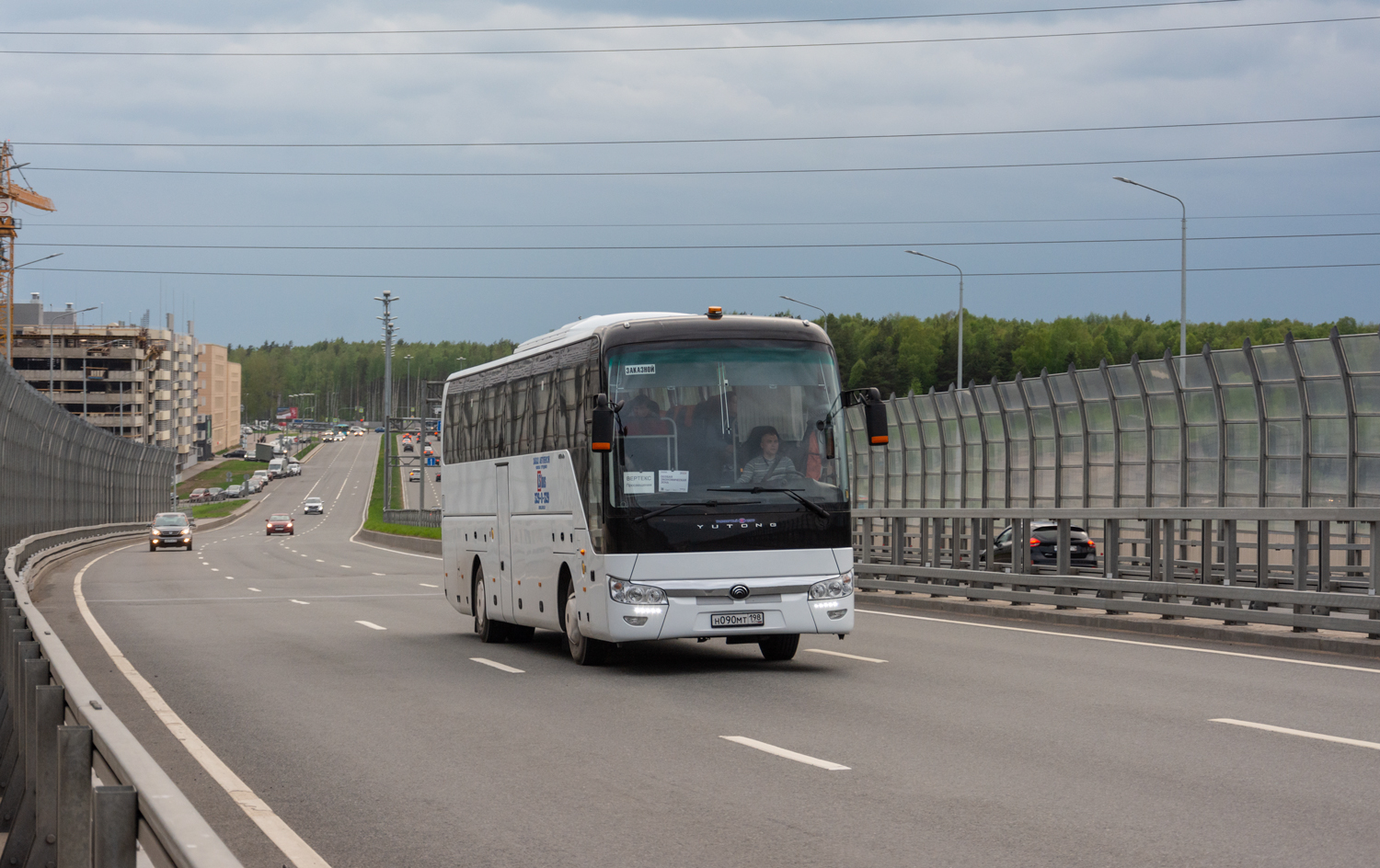 Saint Petersburg, Yutong ZK6122H9 # Н 090 МТ 198