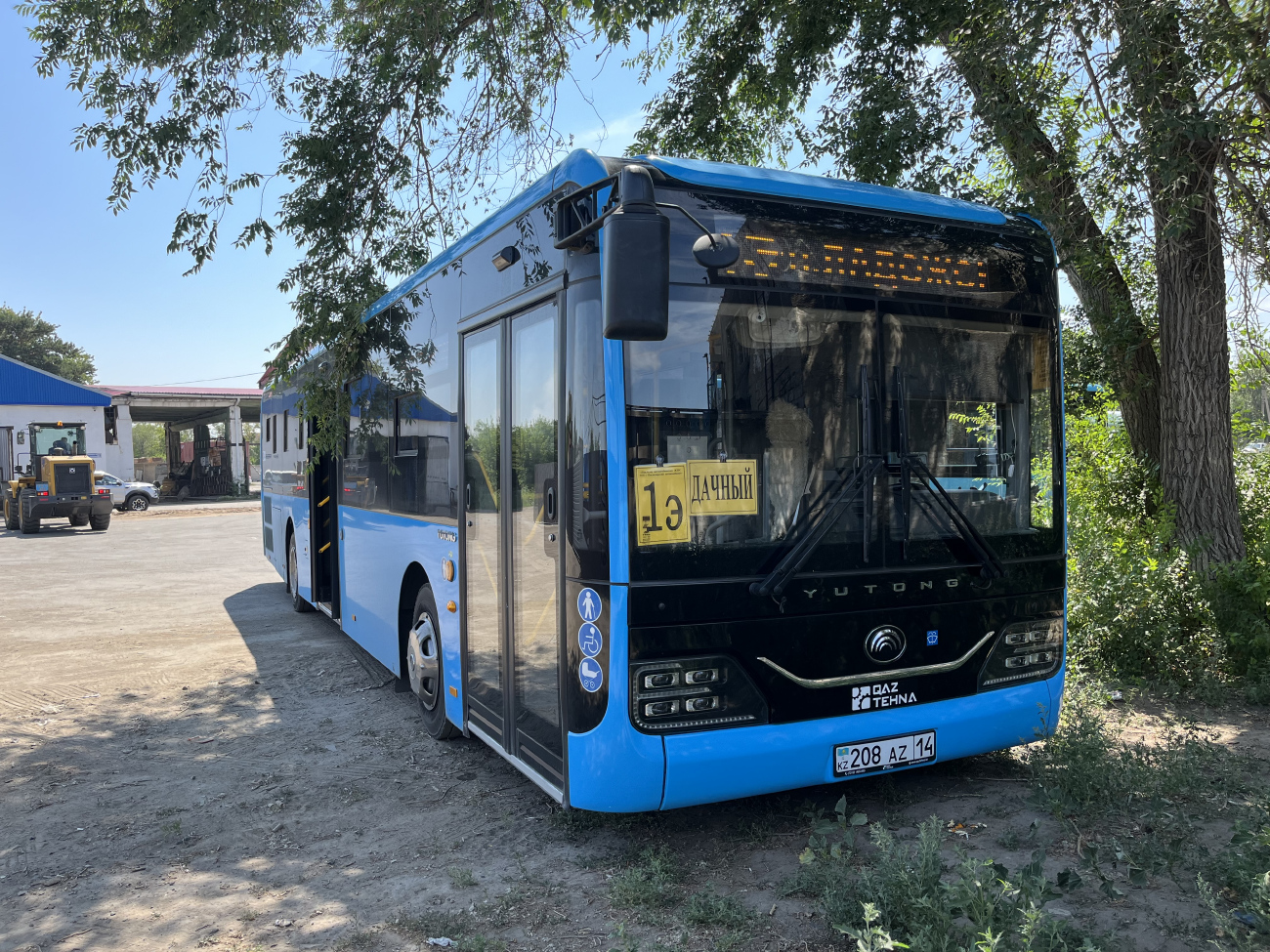 Pavlodar, Yutong ZK6126HG (QazTehna) # 208 AZ 14