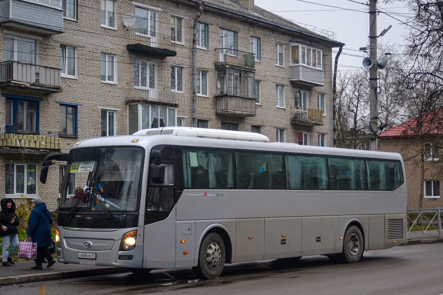 Volosovo, Hyundai Universe Space Luxury Nr. Х 668 ХВ 47
