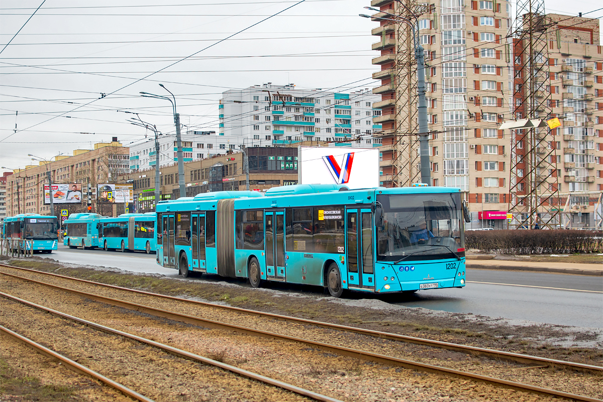Saint Petersburg, MAZ-216.066 # 1202