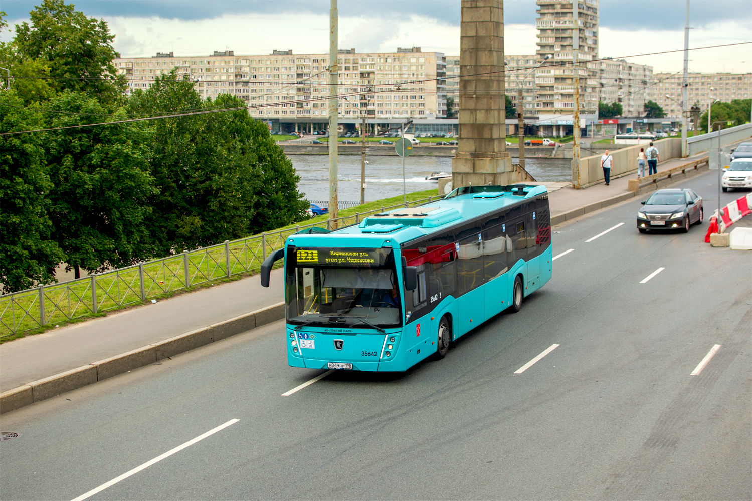 Saint Petersburg, NefAZ-5299-40-57 (LNG) # 35642