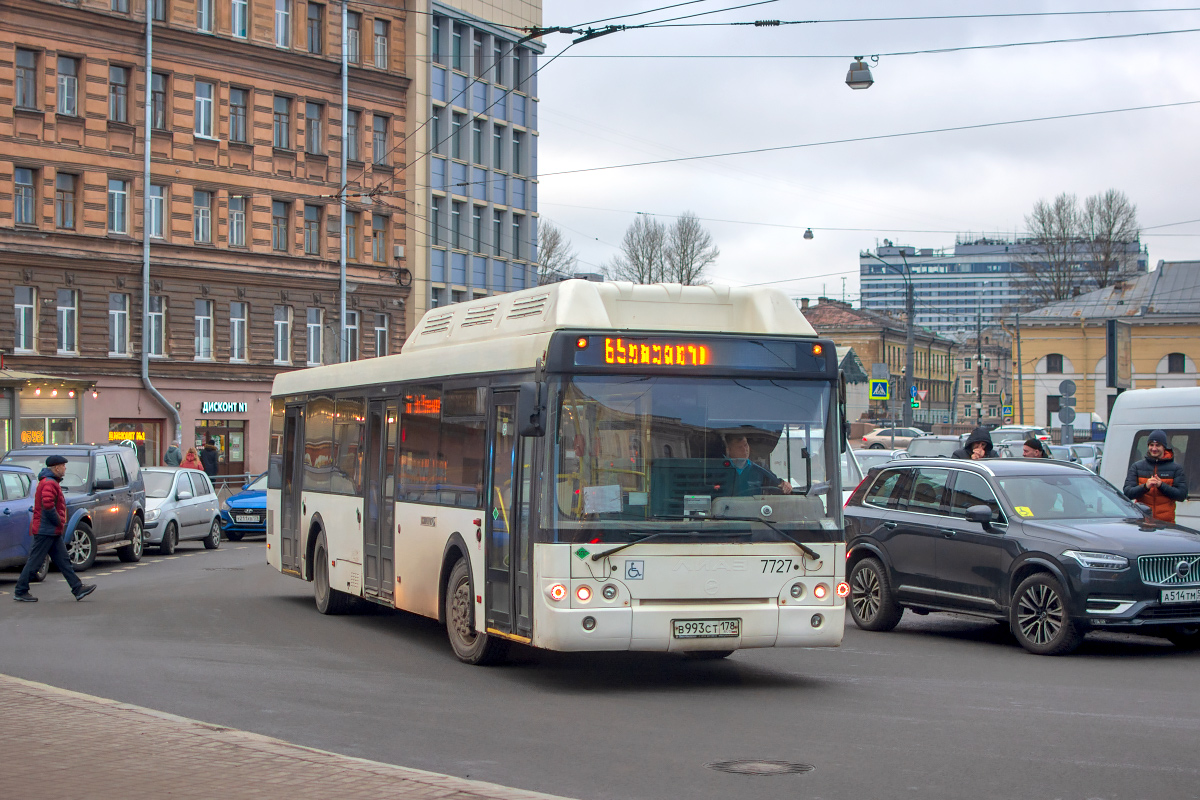 Saint Petersburg, LiAZ-5292.71 # 7727
