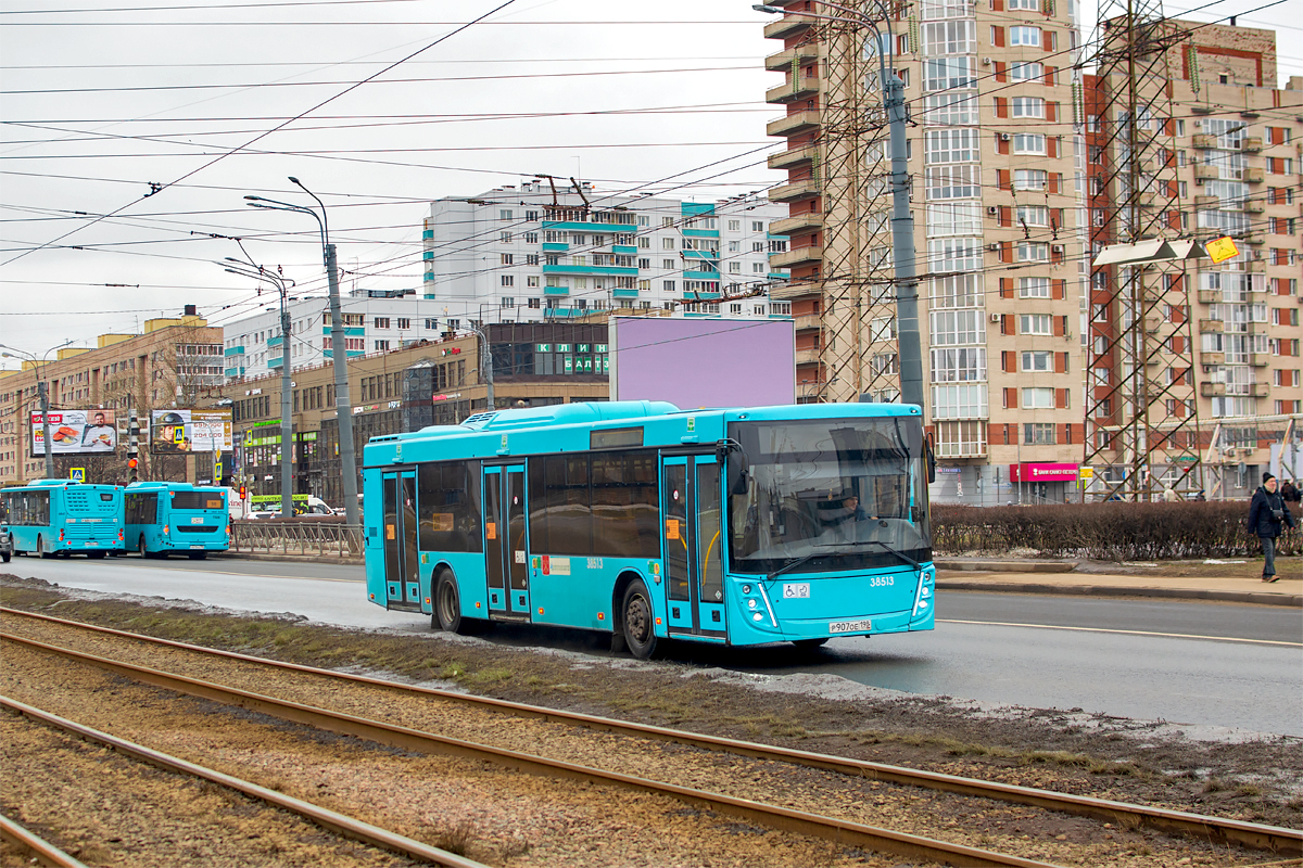 Saint Petersburg, MAZ-203.947 # 38513