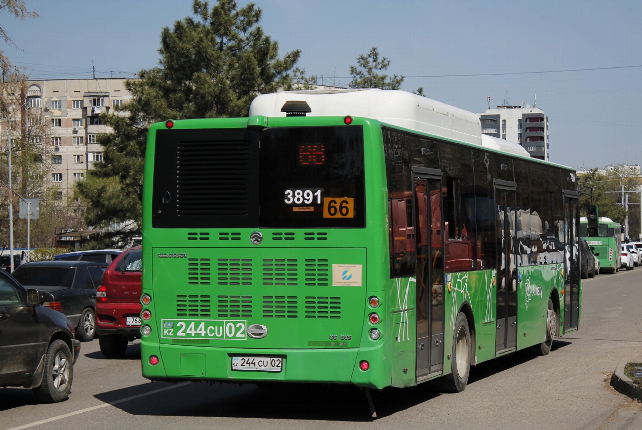 Almaty, Golden Dragon XML6125CN (Hyundai Trans Auto) # 3891