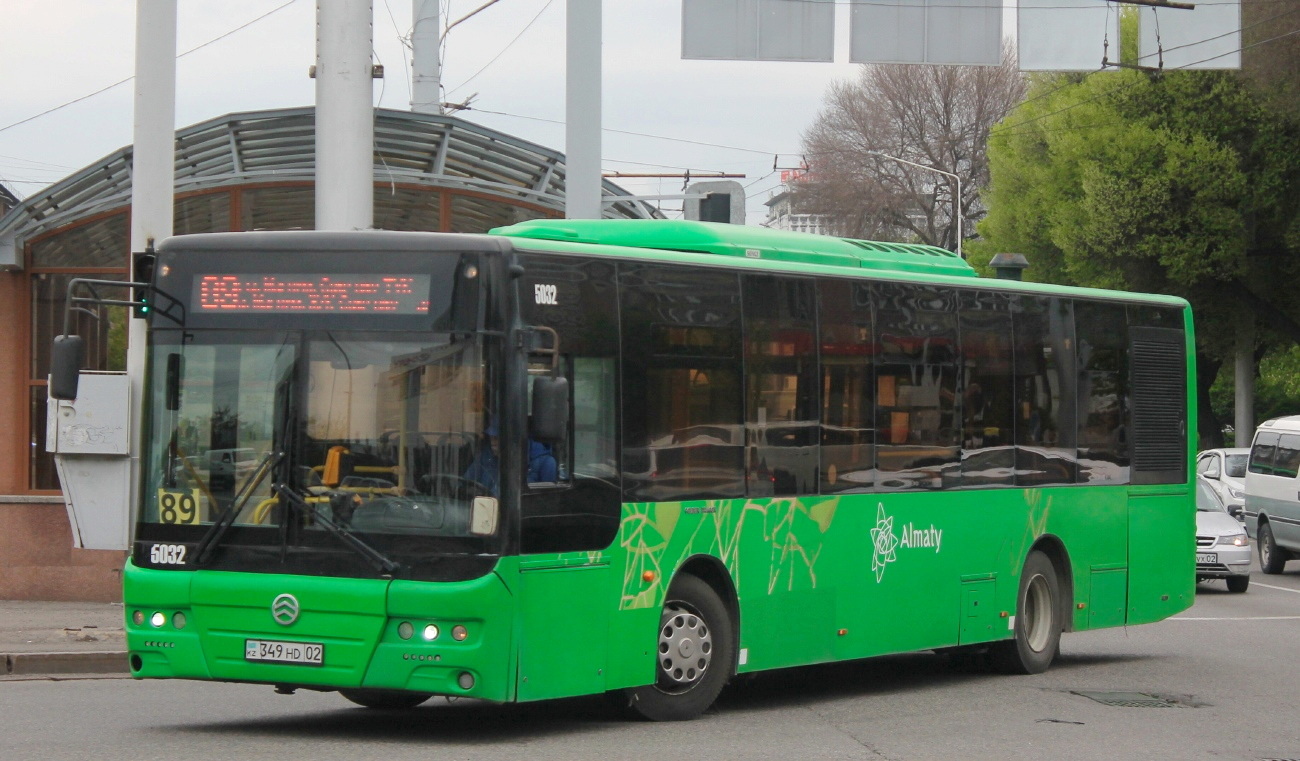 Almaty, Golden Dragon XML6125CR # 5032