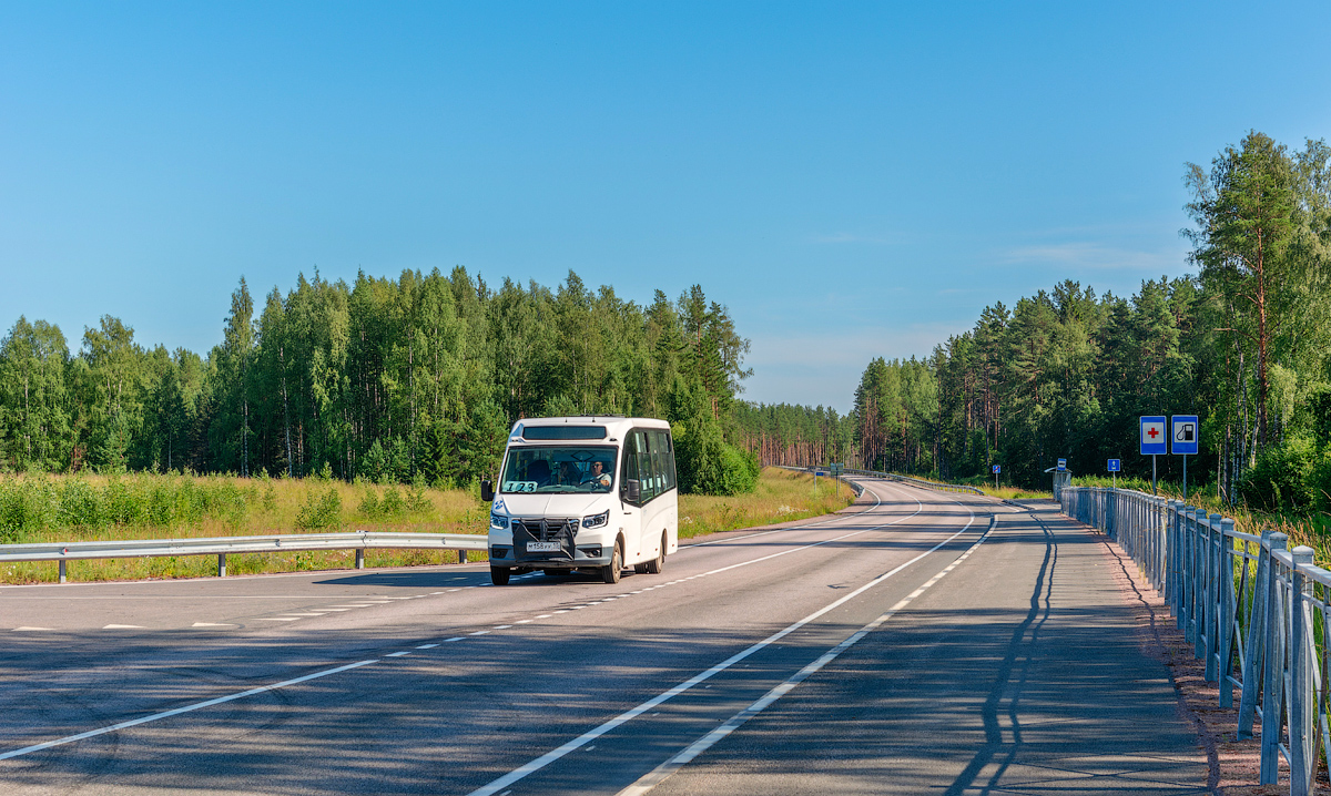Pitkyaranta, GAZ-A68R52 City # М 158 УУ 10