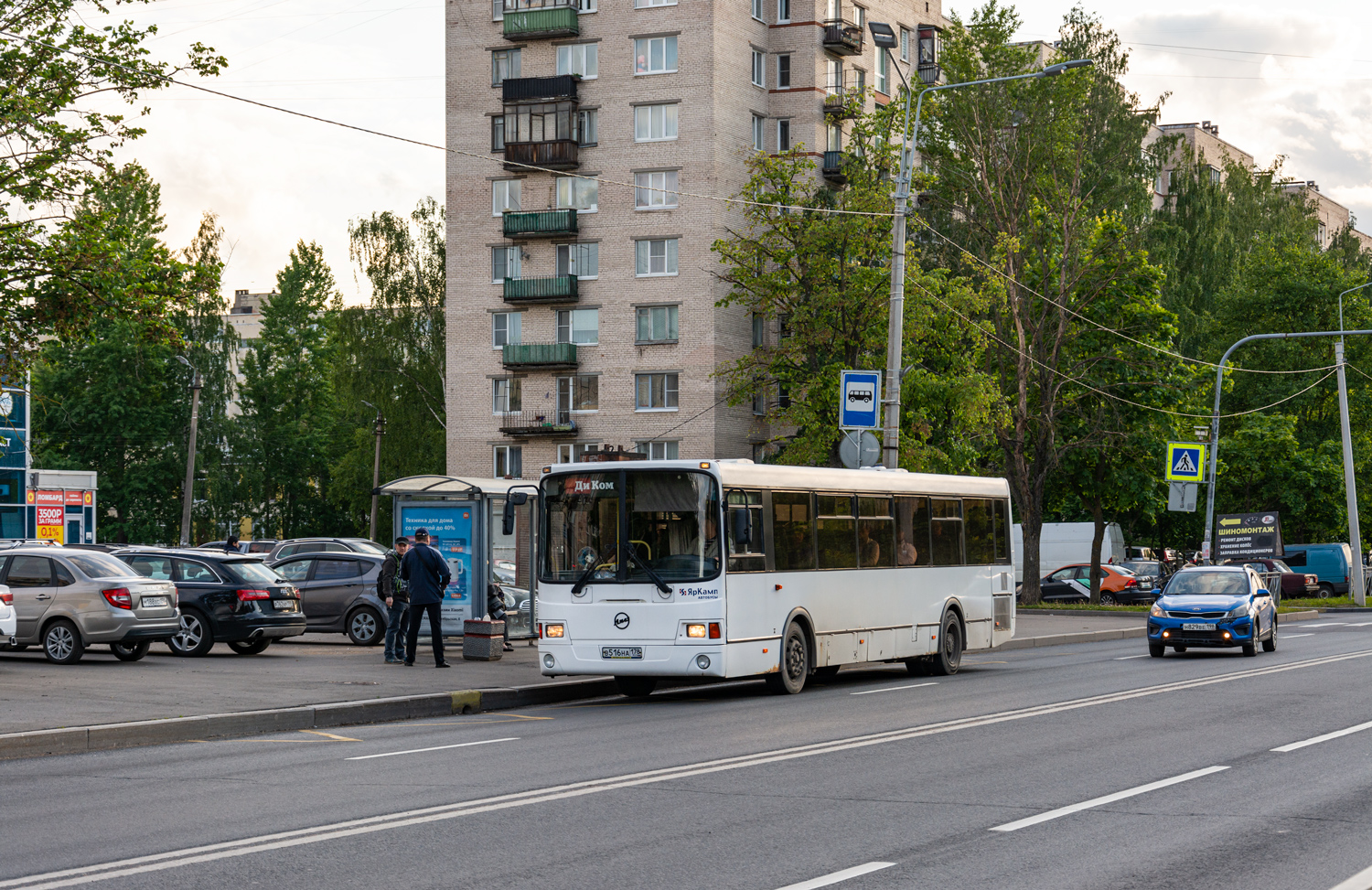 Санкт-Пецярбург, ЛиАЗ-5256.53-01 № В 516 НА 178