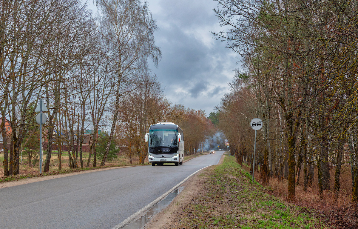 Kaluga, Yutong C12PRO (ZK6128H) # Т 630 АС 40