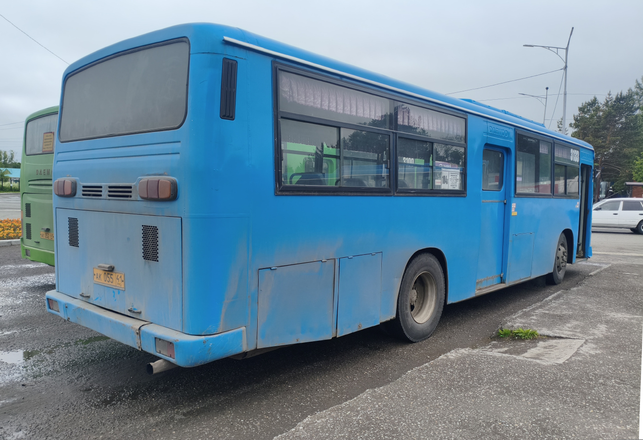 Petropavlovsk-Kamchatsky, Daewoo BS106 Royal City (Busan) # 3133
