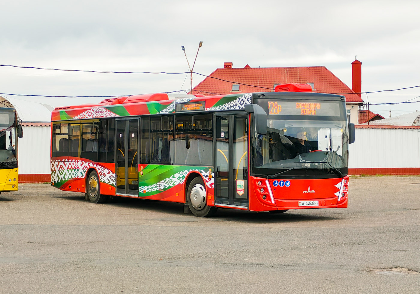 Baranavichy, MAZ-203.147 # 21800
