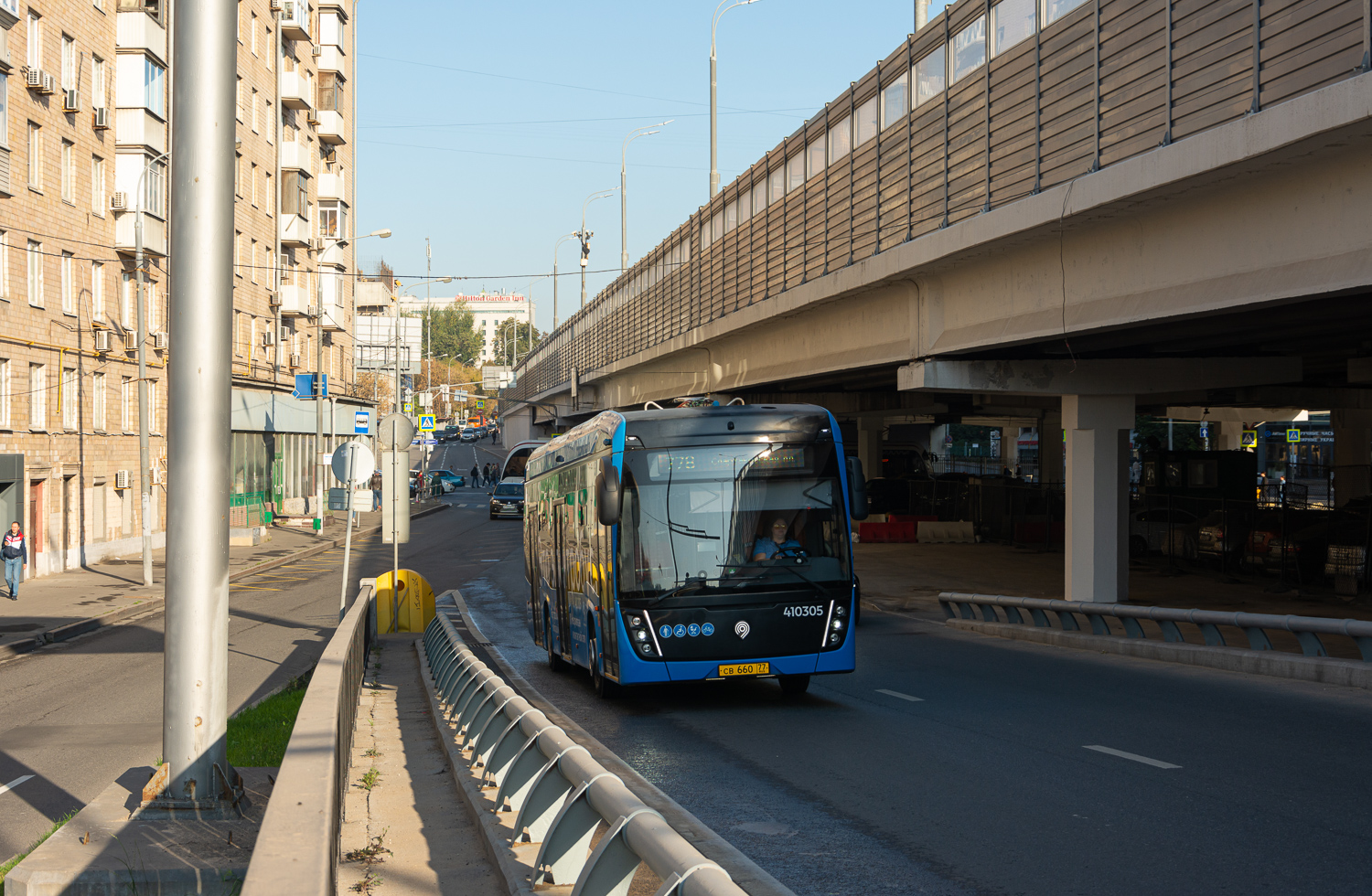 Moscow, KAMAZ-6282 # 410305