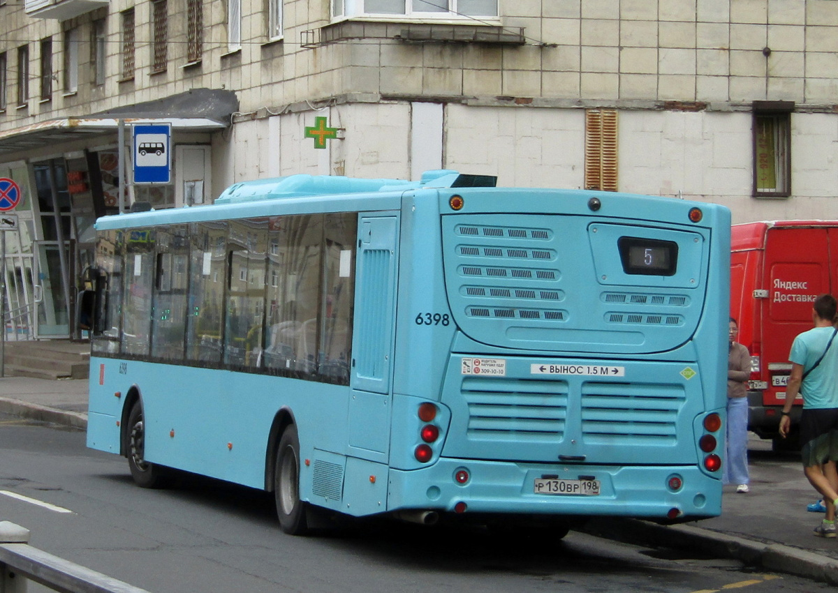 Saint Petersburg, Volgabus-5270.G4 (LNG) # 6398