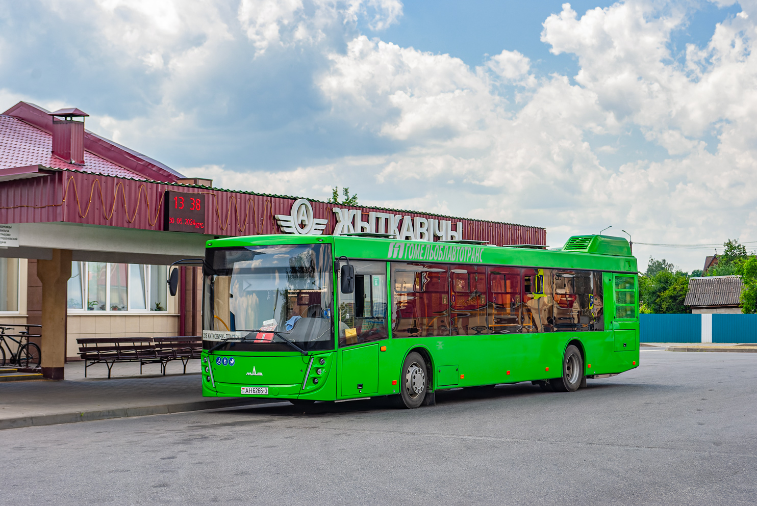 Zhytkavichy, MAZ-203.047 # АН 6266-3